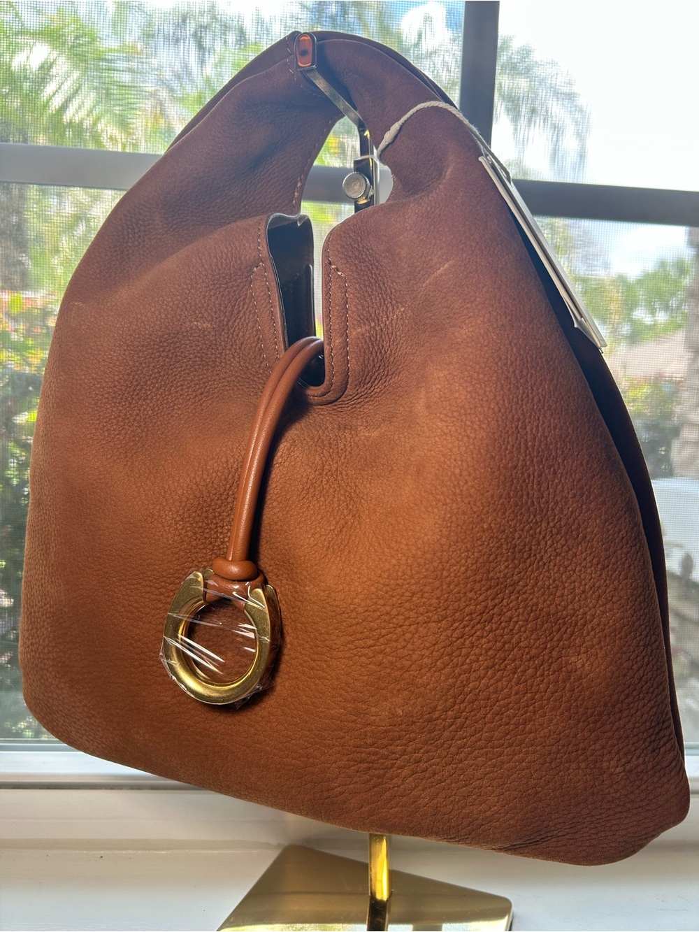 NWT🌷Dolce Vita Brown Pebbled Leather Hobo with Gold Ring Accent